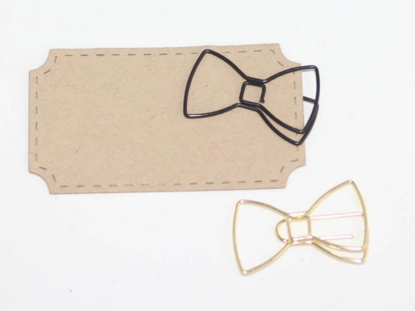 Bow pattern paper clips